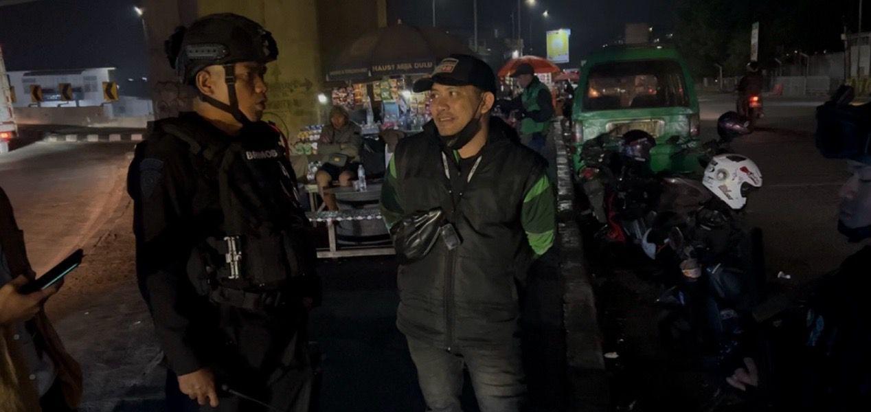 Patroli Malam Hingga Dini Hari, Brimob Jabar Pastikan Situasi Bandung Tetap Kondusif