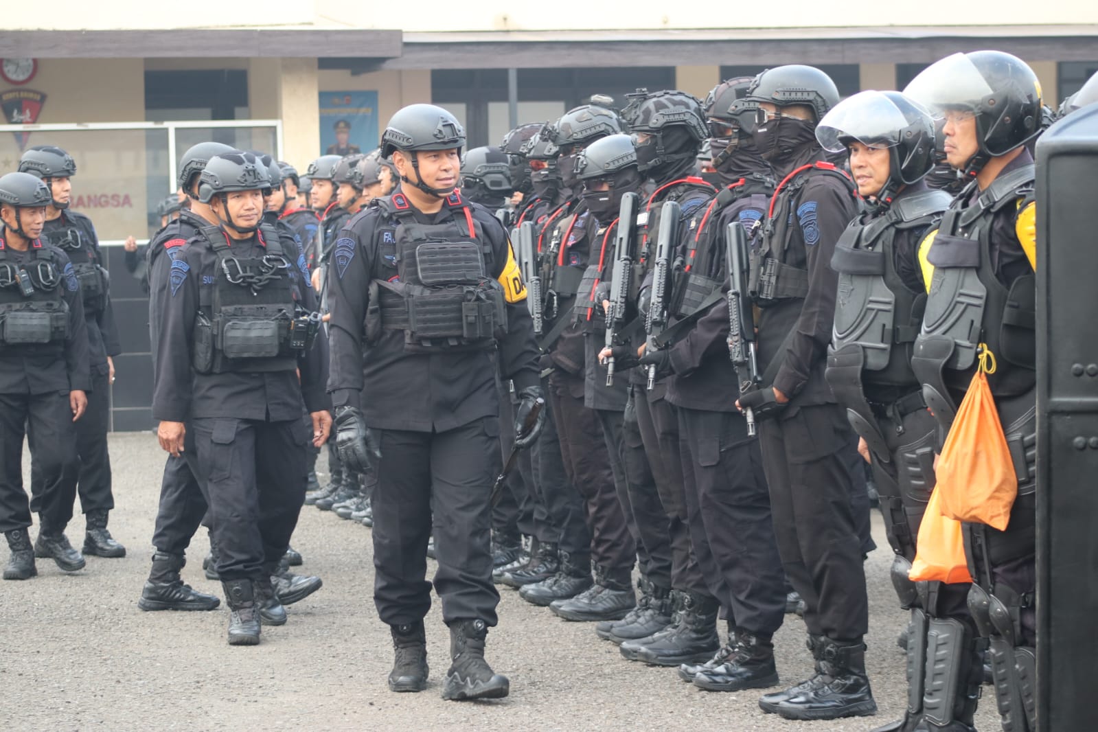Siaga May Day 2026, Sat Brimob Polda Jabar Gelar Apel Pasukan dan Perlengkapan