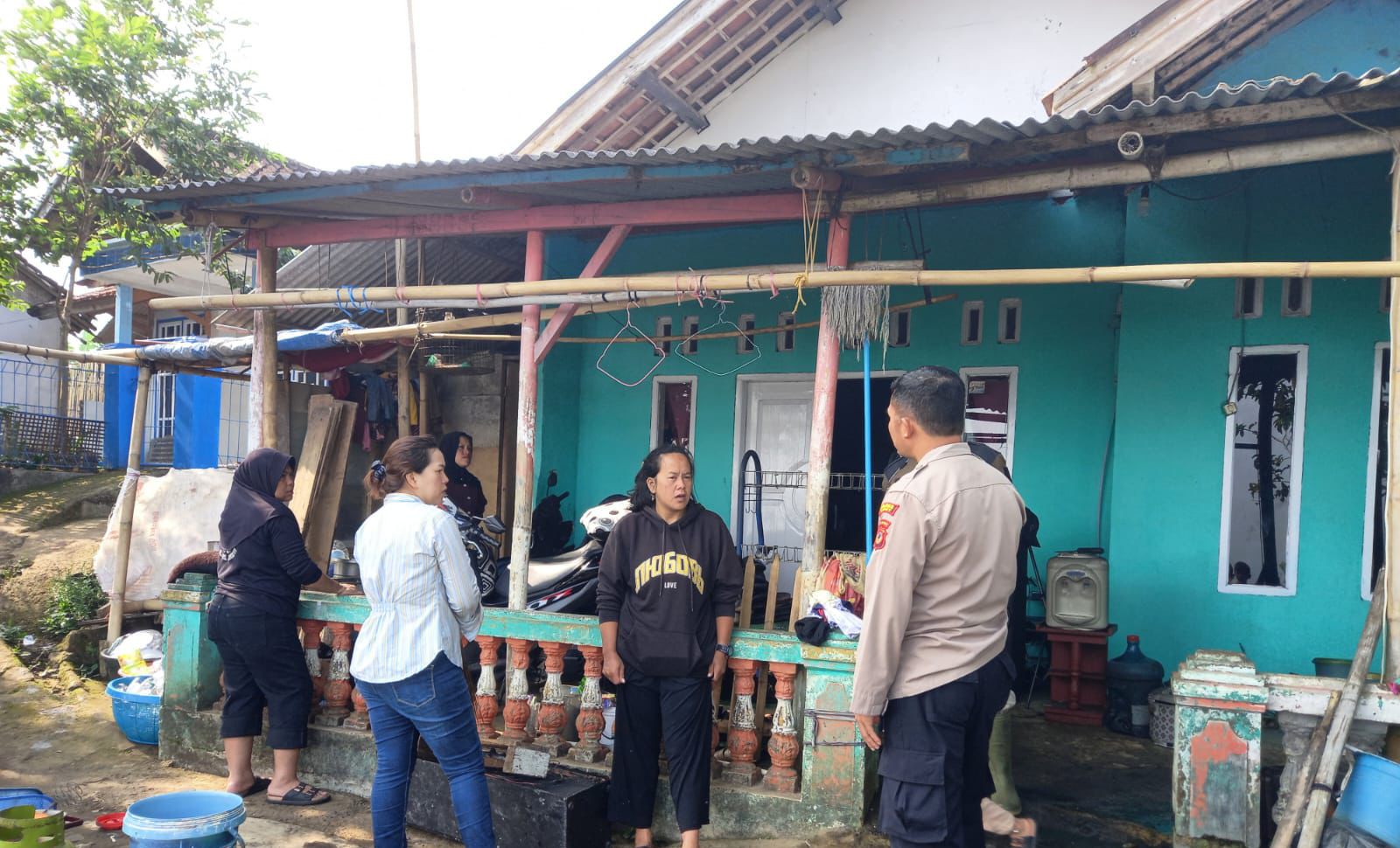 Rumah Warga di Cigedug Ludes Terbakar, Polisi Lakukan Cek TKP Rumah Warga di Cigedug Ludes Terbakar, Polisi Lakukan Cek TKP