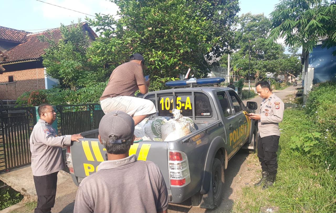Polsek Wanaraja Polres Garut Intensifkan Monitoring Budidaya Jagung Terintegrasi, Perkuat Program Ketahanan Pangan Nasional. Polsek Wanaraja Polres Garut Intensifkan Monitoring Budidaya Jagung Terintegrasi, Perkuat Program Ketahanan Pangan Nasional.