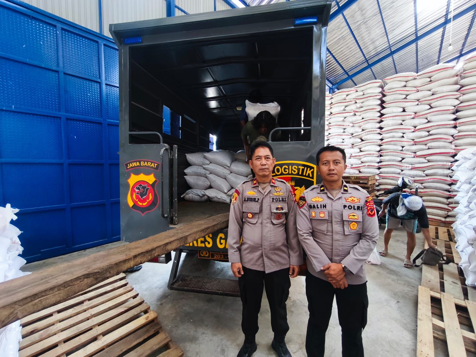 Polri Perkuat Ketahanan Pangan, Empat Ton Jagung Petani Talegong Terserap Bulog