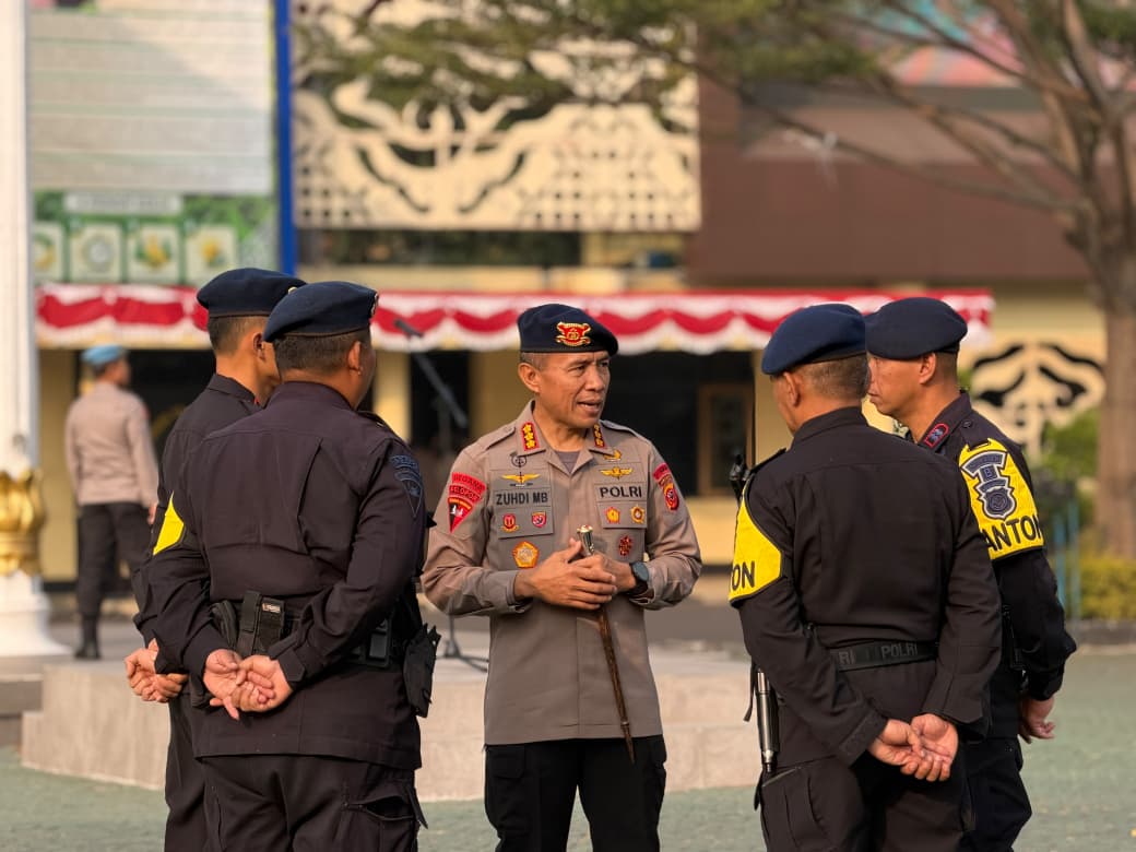 Dansat Brimob Ikuti Apel Gabungan Polda Jabar : Perkuat Disiplin & Kesiapan Personel Layani Masyarakat Dansat Brimob Ikuti Apel Gabungan Polda Jabar : Perkuat Disiplin & Kesiapan Personel Layani Masyarakat