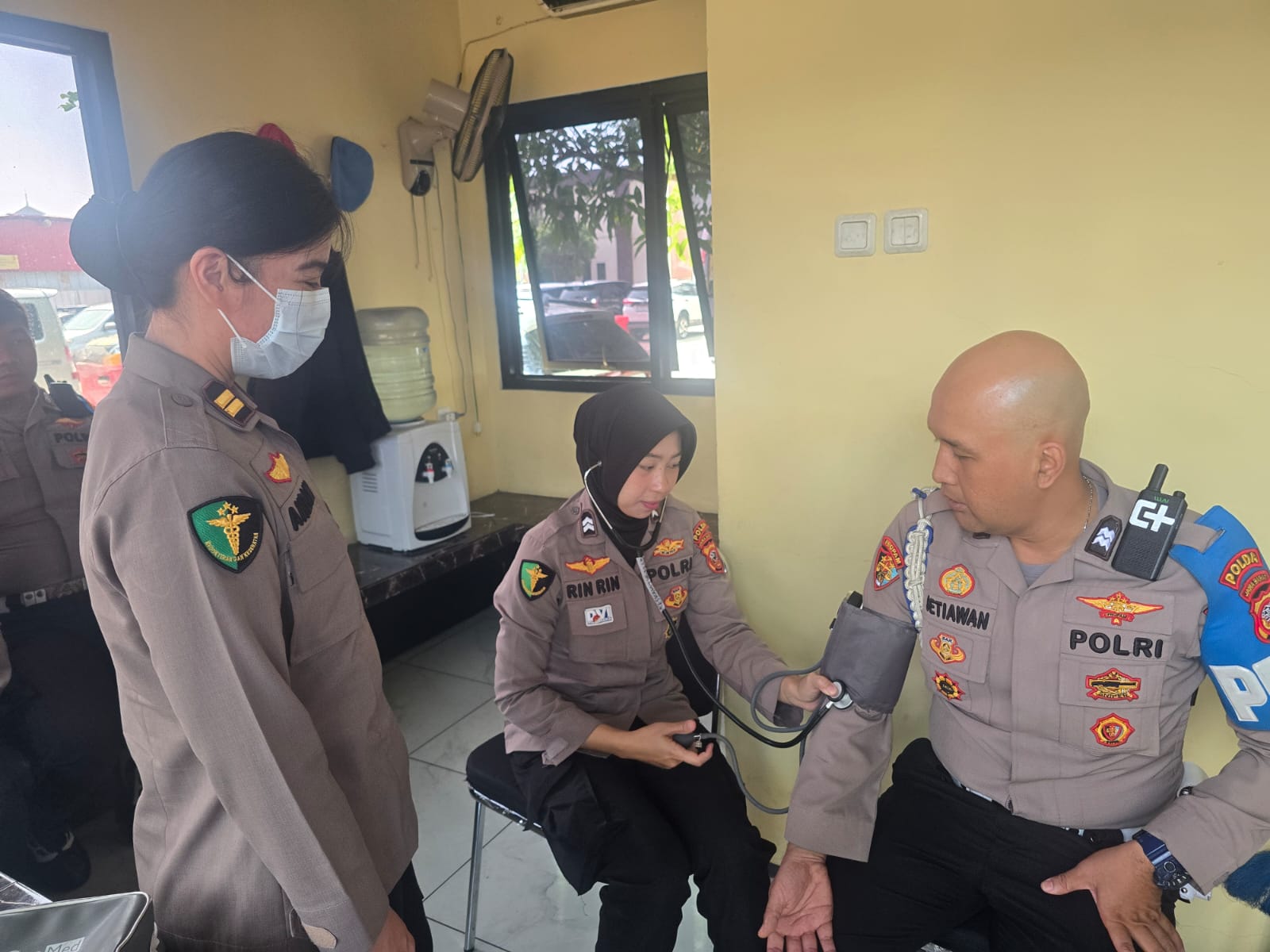 Tim Dokkes Polda Jabar Gelar Pemeriksaan Kesehatan Personel Operasi Libas Lodaya 2026 Tim Dokkes Polda Jabar Gelar Pemeriksaan Kesehatan Personel Operasi Libas Lodaya 2026