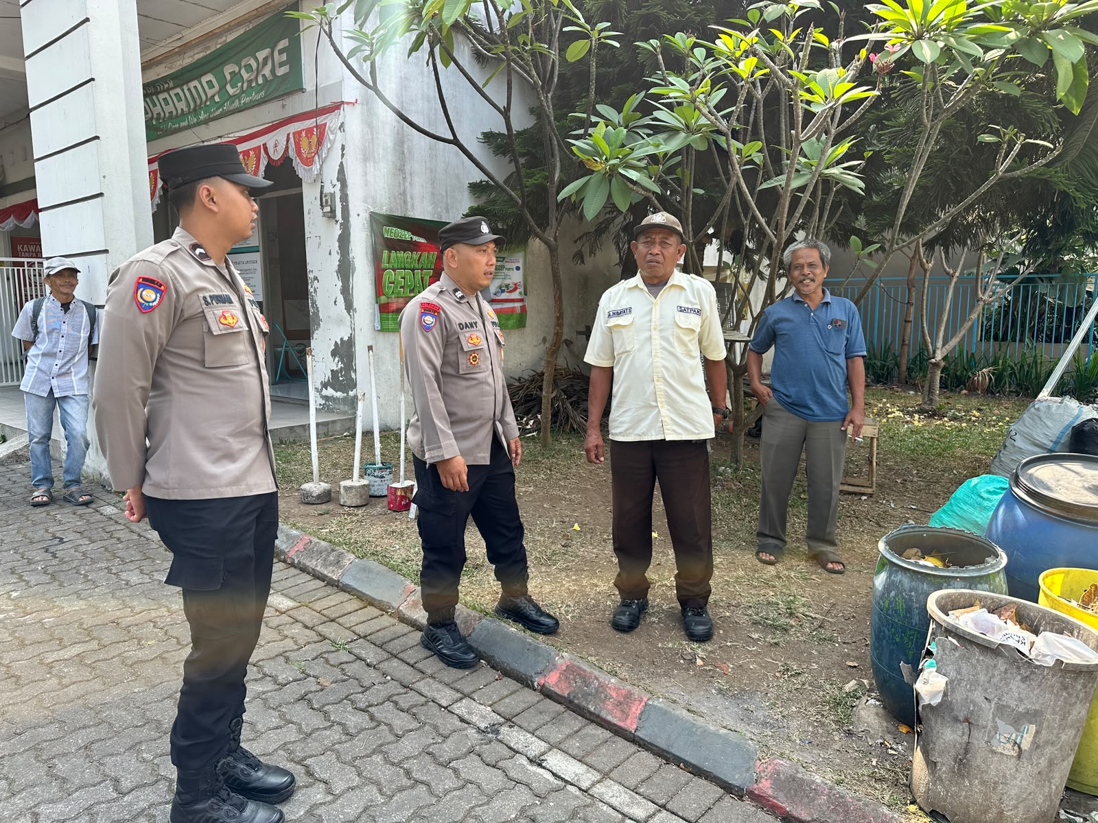 Ops Libas 2026, Polda Jabar Sambangi Alun-Alun Ujungberung, Edukasi Warga Cegah Kejahatan Jalanan Ops Libas 2026, Polda Jabar Sambangi Alun-Alun Ujungberung, Edukasi Warga Cegah Kejahatan Jalanan