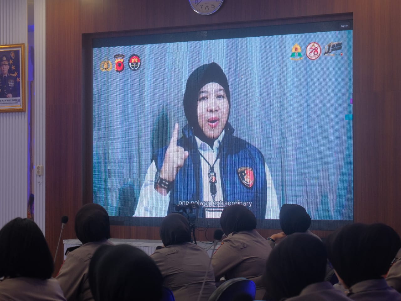 Seminar Hari Jadi Polwan ke-78, Polda Jabar Dorong Polwan Tangguh dan Sehat Mental