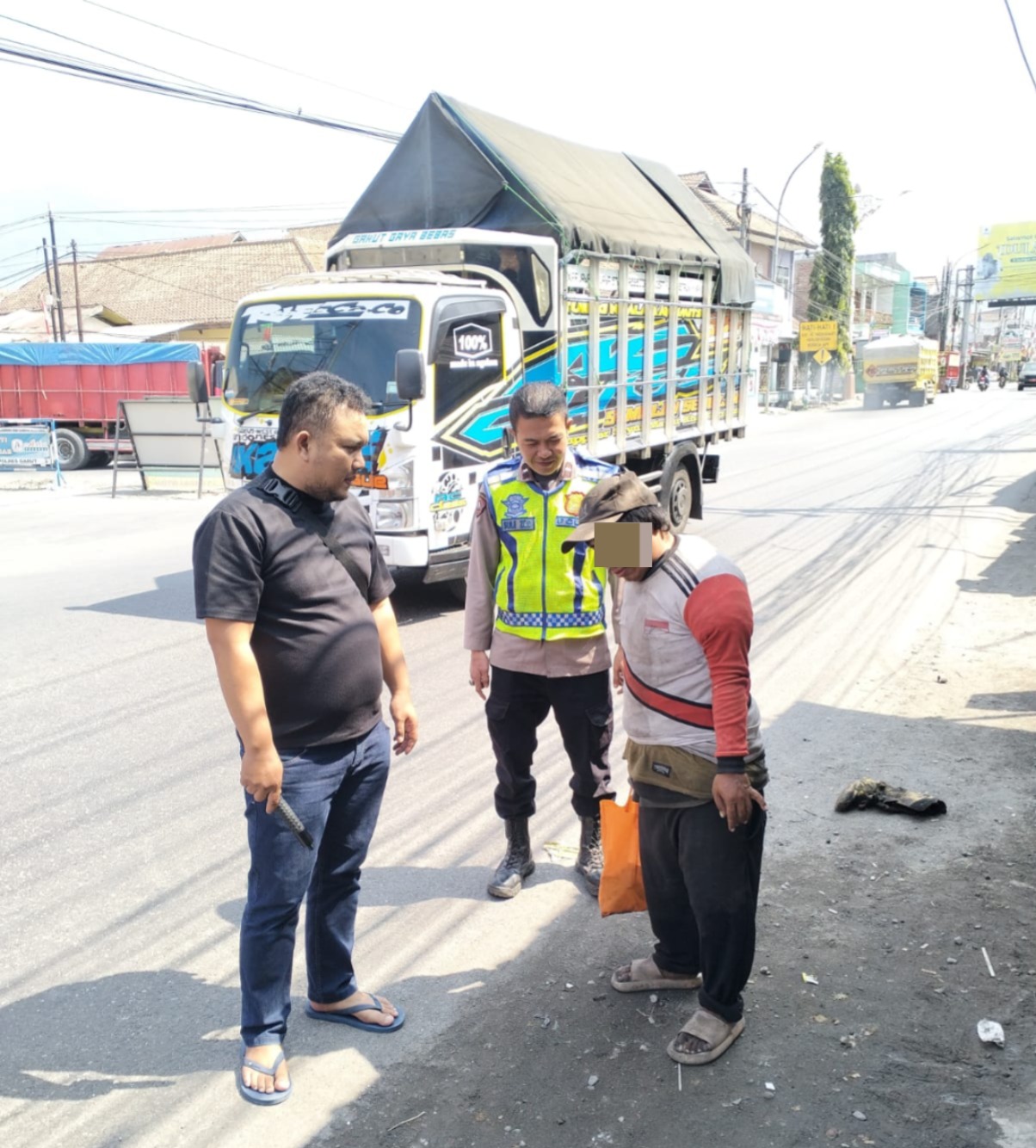 Respons Cepat Polsek Kadungora Amankan ODGJ di Depan Toko Mixue