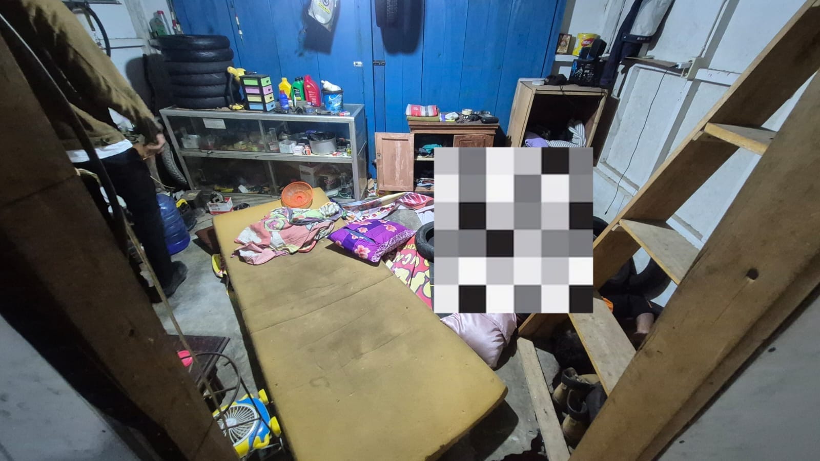 Polisi Tangani Penemuan Mayat Pria di Bengkel Dusun Parapat Polisi Tangani Penemuan Mayat Pria di Bengkel Dusun Parapat