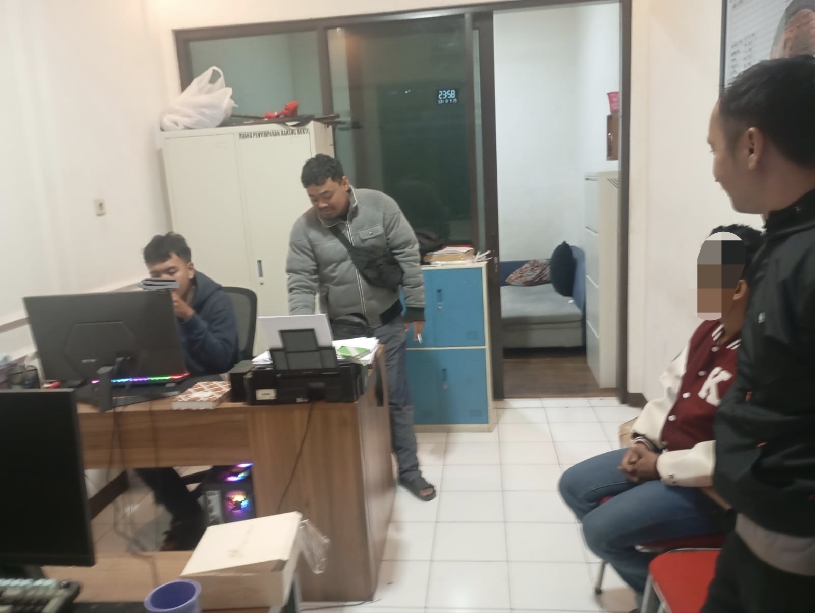 Polsek Wanaraja Gerebek Rumah Diduga Jadi Tempat Edar Obat Psikotropika