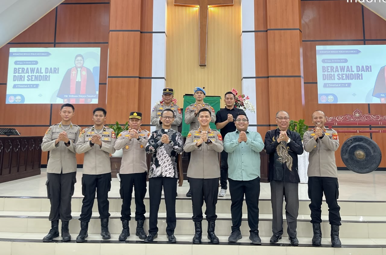Jamin Keamanan Ibadah, Kapolres Garut Pererat Silaturahmi di Gereja Kristen Pasundan