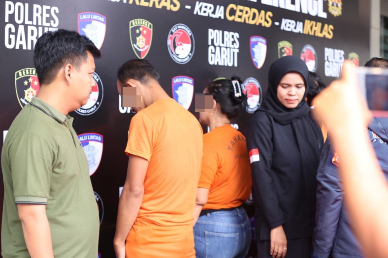 Polres Garut Bongkar Kasus TPPO, Lima Tersangka Terseret Kasus Eksploitasi Seksual Polres Garut Bongkar Kasus TPPO, Lima Tersangka Terseret Kasus Eksploitasi Seksual