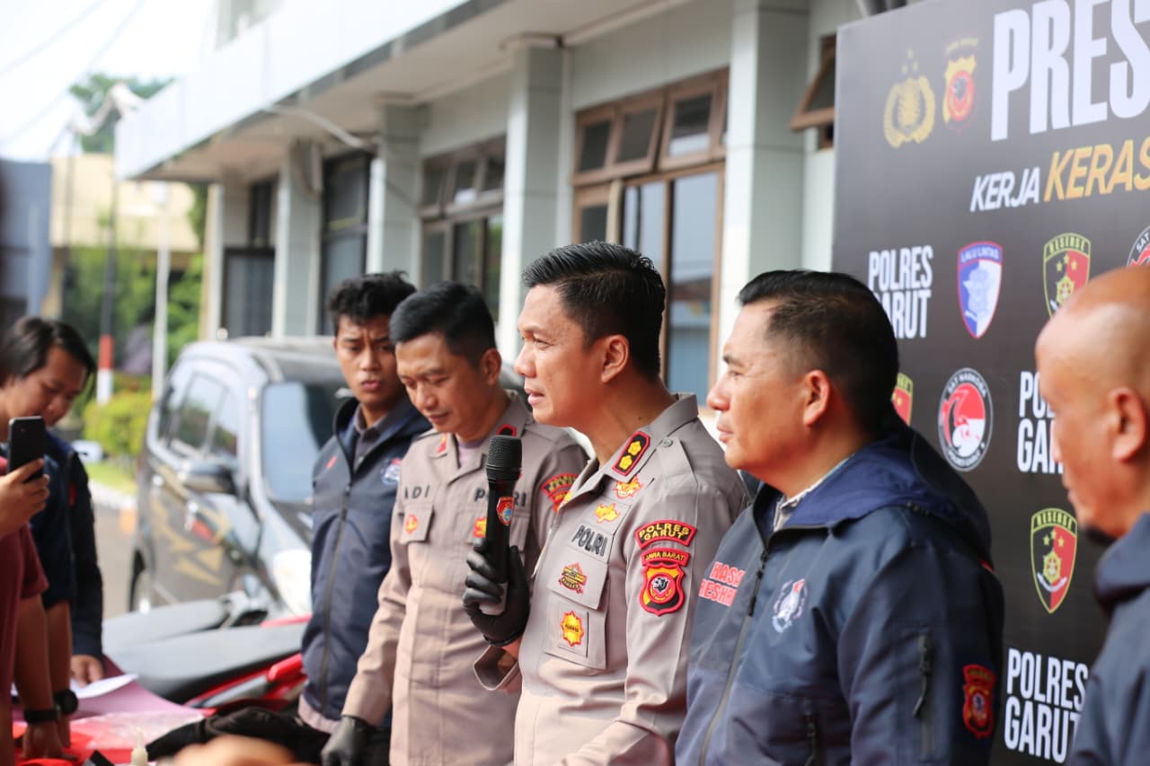 Berbekal Jaket Ojol Dan 11 Kunci Pintu Beragam, Pelaku Gasak Isi Rumah Kosong Berbekal Jaket Ojol Dan 11 Kunci Pintu Beragam, Pelaku Gasak Isi Rumah Kosong